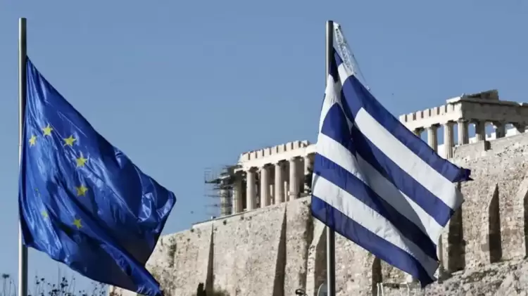 Η ανάπτυξη στην Ελλάδα πάνω από τον μέσο όρο της Ευρωζώνης - Στο 2,3% το 2025 και 2,2% το 2026 Η ανάπτυξη στην Ελλάδα πάνω από τον μέσο όρο της Ευρωζώνης – Στο 2,3% το 2025 και 2,2% το 2026