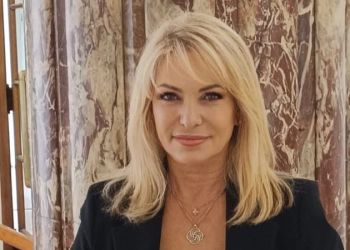 Άννα Μάνη: «Μήνυμα για τις Πανελλαδικές Εξετάσεις»