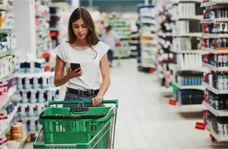 Αύξηση πωλήσεων στα σούπερ μάρκετ και μετά το Πάσχα – Τι δείχνουν τα στοιχεία 