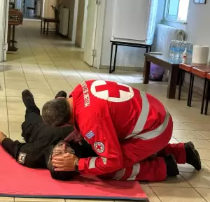 Δημοτική Αστυνομία Κατερίνης: Εκπαίδευση στην Καρδιοπνευμονική Αναζωογόνηση από τον Ερυθρό Σταυρό στα στελέχη της Δημοτική Αστυνομία Κατερίνης: Εκπαίδευση στην Καρδιοπνευμονική Αναζωογόνηση από τον Ερυθρό Σταυρό στα στελέχη της