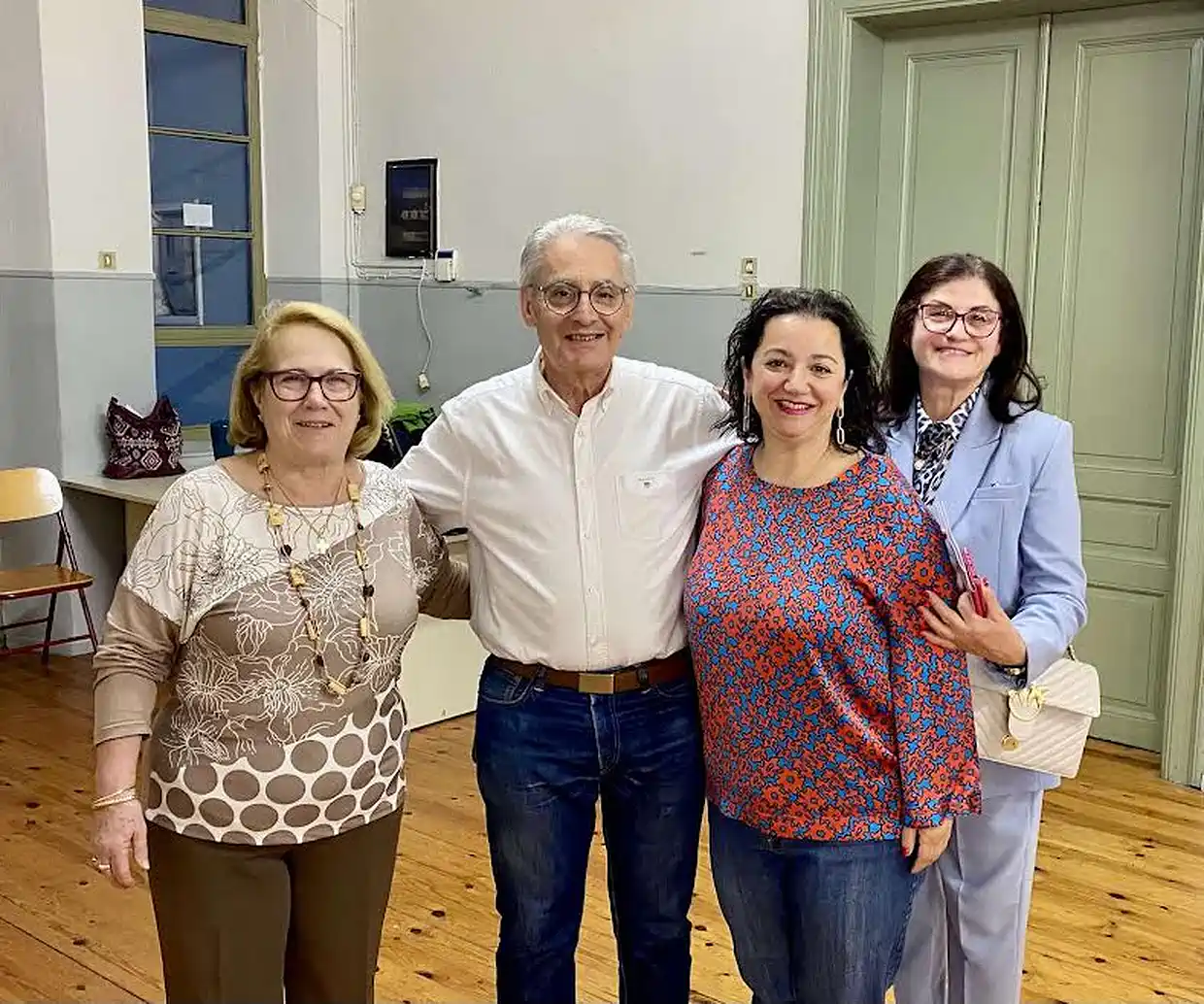 Εγκαίνια έκθεσης ζωγραφικής και χειροτεχνημάτων στην Εστία Πιερίδων Μουσών Εγκαίνια έκθεσης ζωγραφικής και χειροτεχνημάτων στην Εστία Πιερίδων Μουσών