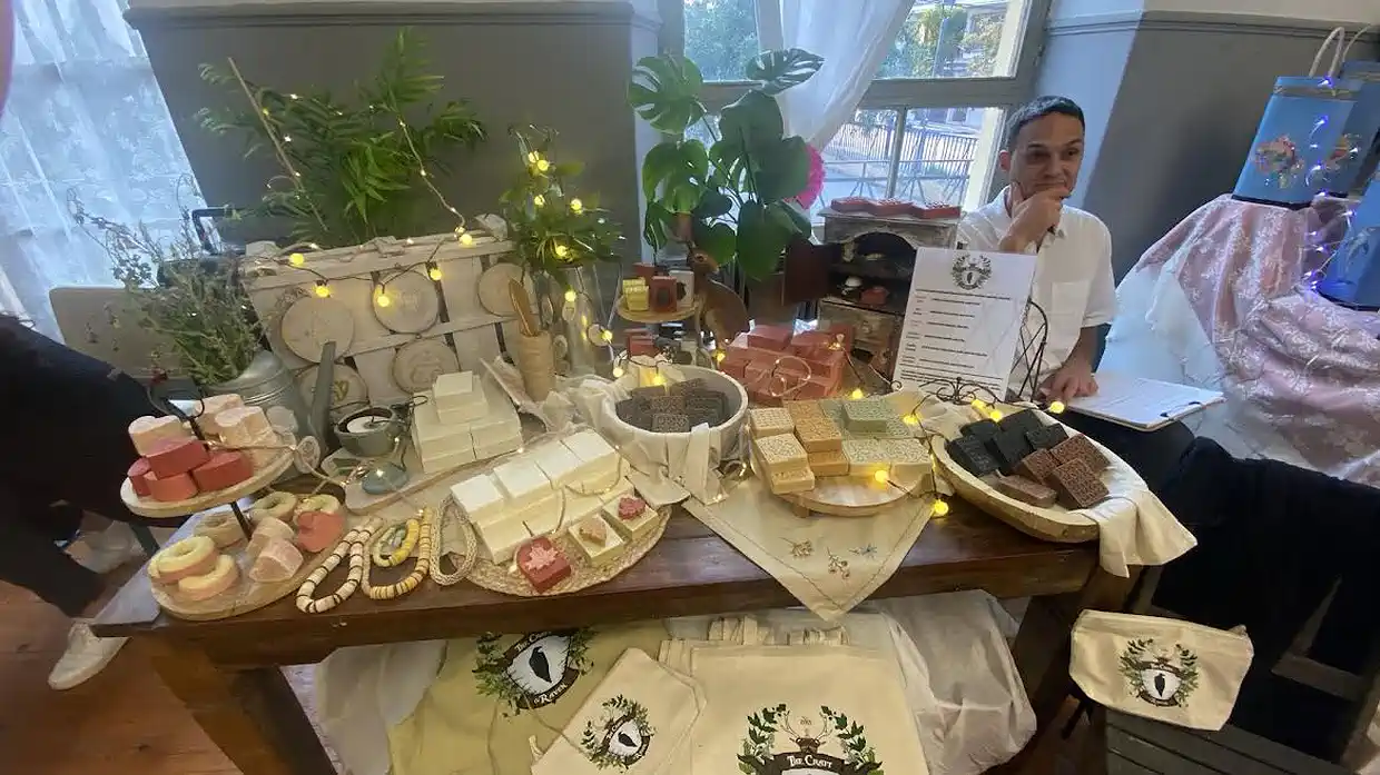 Εγκαίνια έκθεσης ζωγραφικής και χειροτεχνημάτων στην Εστία Πιερίδων Μουσών Εγκαίνια έκθεσης ζωγραφικής και χειροτεχνημάτων στην Εστία Πιερίδων Μουσών