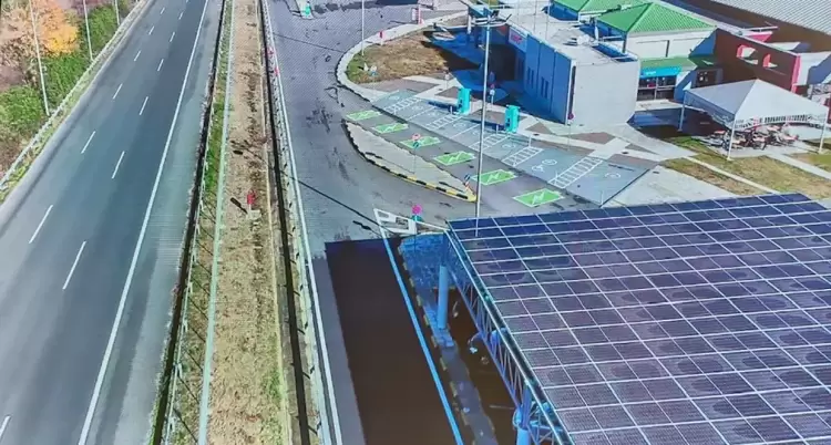 Εγκαινιάστηκε ο αναβαθμισμένος ΣΕΑ Κορινού – Νέα εποχή για τους ταξιδιώτες της Εθνικής Οδού