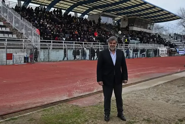 Επανήλθε ο Τομ Παπαδόπουλος με αναφορά στο χρονικό του… χάσματος με τους ποδοσφαιριστές του Πιερικού