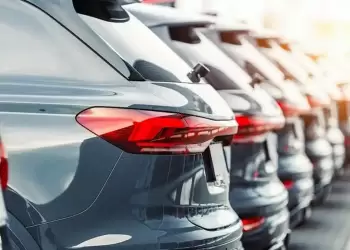 Επείγουσα εθνική προτεραιότητα η απόσυρση αυτοκινήτων - Η Ελλάδα διαθέτει έναν από τους πιο γερασμένους στόλους Επείγουσα εθνική προτεραιότητα η απόσυρση των ΙΧ – Η Ελλάδα διαθέτει έναν από τους πιο γερασμένους στόλους