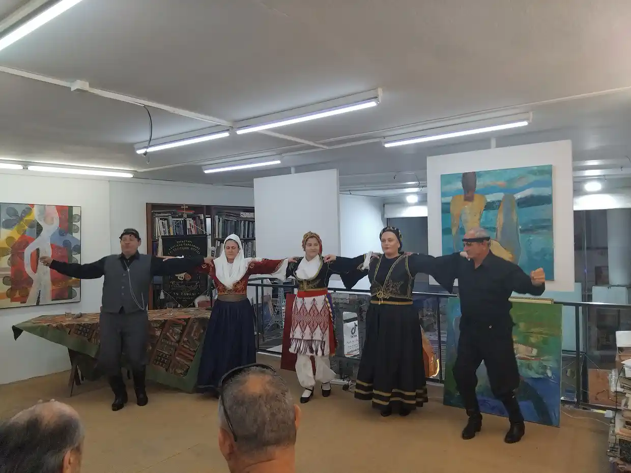 Ο Γιάννης Καλπούζος παρουσίασε το βιβλίο του «Μεθυστής» στο Βιβλιοπωλείο Μάτι στην Κατερίνη Ο Γιάννης Καλπούζος παρουσίασε τον «Μεθυστή» στο βιβλιοπωλείο ΜΑΤΙ στην Κατερίνη