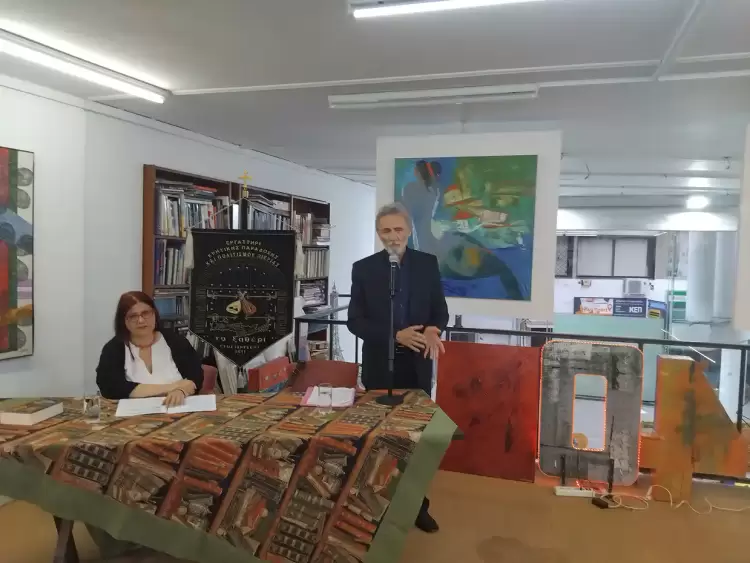 Ο Γιάννης Καλπούζος παρουσίασε το βιβλίο του «Μεθυστής» στο Βιβλιοπωλείο Μάτι στην Κατερίνη Ο Γιάννης Καλπούζος παρουσίασε τον «Μεθυστή» στο βιβλιοπωλείο ΜΑΤΙ στην Κατερίνη