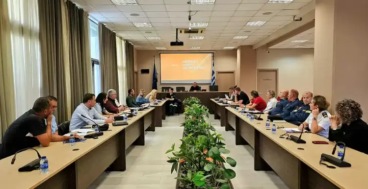 Κατερίνη: Πρόληψη και ετοιμότητα στην άσκηση «ΘΥΡΣΟΣ 2025» για δασικές πυρκαγιές στο Ελατοχώρι