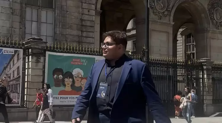 Ο Μάριος Νεκτάριος Καπετανάκης εκπροσώπησε τη Σαουδική Αραβία στο Διεθνές Μοντέλο Ηνωμένων Εθνών “LyonMUN 2025” Ο Μάριος Νεκτάριος Καπετανάκης εκπροσώπησε τη Σαουδική Αραβία στο Διεθνές Μοντέλο Ηνωμένων Εθνών “lyonmun 2025”