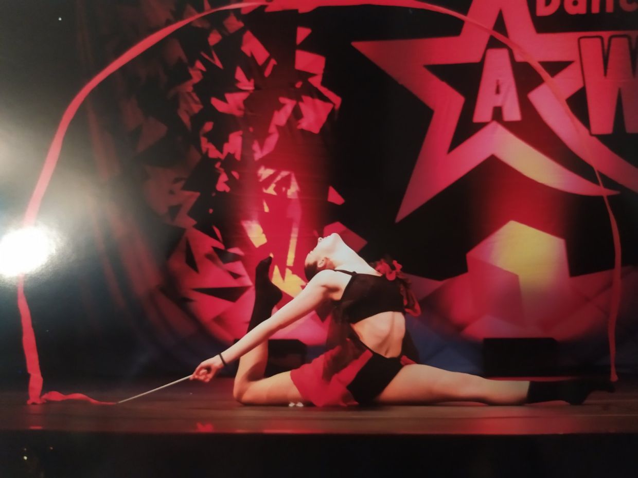 Νεαρή Κατερινιώτισσα λάμπει στη διεθνή σκηνή του χορού