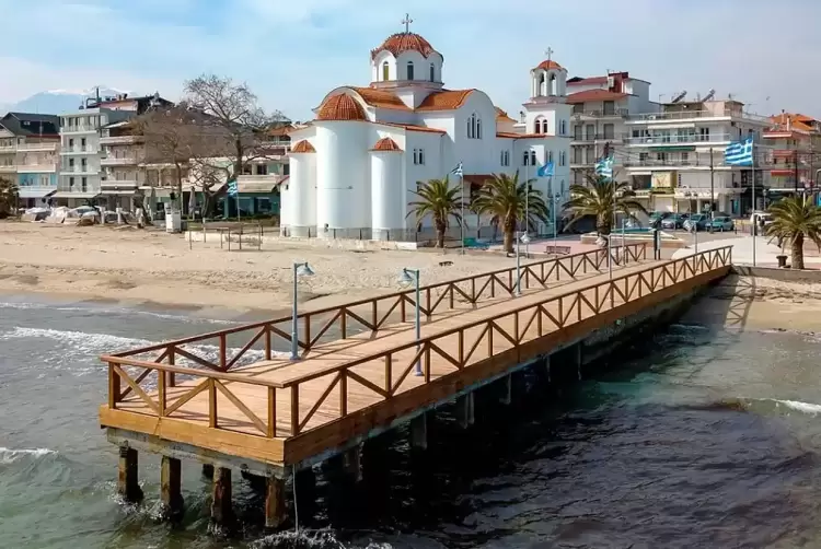 Όταν οι προβλήτες εγκαταλείπονται, οι πολίτες αποκλείονται Όταν οι προβλήτες εγκαταλείπονται, οι πολίτες αποκλείονται