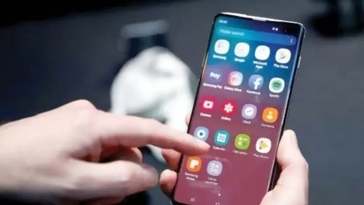 Παράγοντες που οδηγούν σε προβληματική χρήση των social media στους εφήβους Παράγοντες που οδηγούν σε προβληματική χρήση των Social Media στους εφήβους