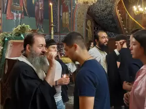 Παράκληση για τους υποψηφίους των πανελληνίων στον Ιερά Μητρόπολη Θείας Αναλήψεως Κατερίνης Παράκληση για τους υποψηφίους των πανελληνίων στον Ιερά Μητρόπολη Θείας Αναλήψεως Κατερίνης