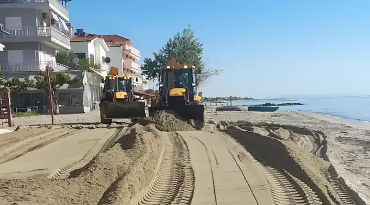 Παραλία Κατερίνης: Παρεμβάσεις Καθαρισμού και Αναβάθμισης για την Τουριστική Περίοδο