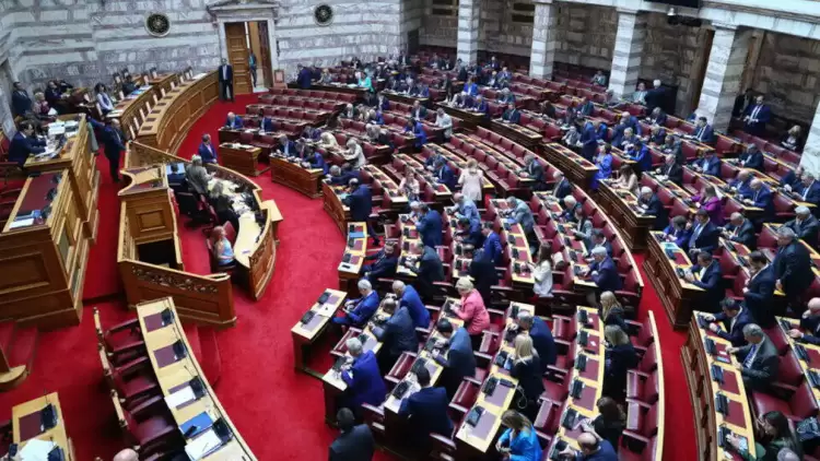 Ψηφίστηκε ο νέος αναπτυξιακός νόμος - Πόροι άνω του €1 δις σε δυο χρόνια για την ελληνική επιχειρηματικότητα Ψηφίστηκε ο νέος αναπτυξιακός νόμος – Πόροι άνω του €1 δις σε δυο χρόνια για την ελληνική επιχειρηματικότητα