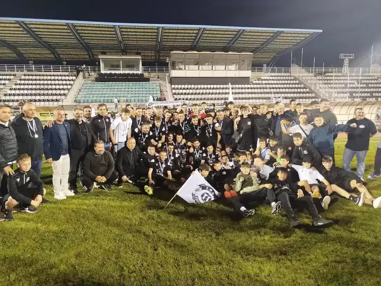 Σήκωσε την "κούπα" ο Πιερικός: Πιερικός – Ερμής Εξοχής 2-0 Σήκωσε την “κούπα” ο Πιερικός: Πιερικός – Ερμής Εξοχής 2 0