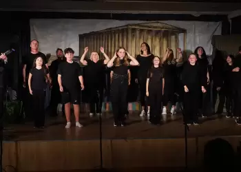 Σύλλογος Καρκινοπαθών Πιερίας: Επιτυχημένη παρουσίαση της παράστασης «Ειρήνη» του Αριστοφάνη