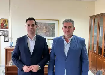 Συνάντηση του Προέδρου του Επιμελητηρίου Πιερίας Κωνσταντίνου Πίτσια με το Βουλευτή Πιερίας Ν.Δ. Σπύρο Κουλκουδίνα Συνάντηση του Προέδρου του Επιμελητηρίου Πιερίας Κωνσταντίνου Πίτσια με το Βουλευτή Πιερίας Ν.Δ. Σπύρο Κουλκουδίνα