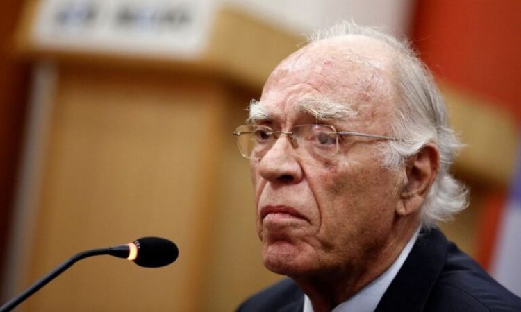 Βασίλης Λεβέντης: Στην πολιτική δεν έχει αξία ποιοι είμαστε, αλλά τι πρεσβεύουμε Βασίλης Λεβέντης: Στην πολιτική δεν έχει αξία ποιοι είμαστε, αλλά τι πρεσβεύουμε