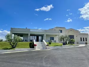 Κτήμα Χρυσοστόμου - Ανοιχτές Πόρτες 17-18 / 5 / 25 Κτήμα Χρυσοστόμου - Ανοιχτές Πόρτες 17-18 / 5 / 25