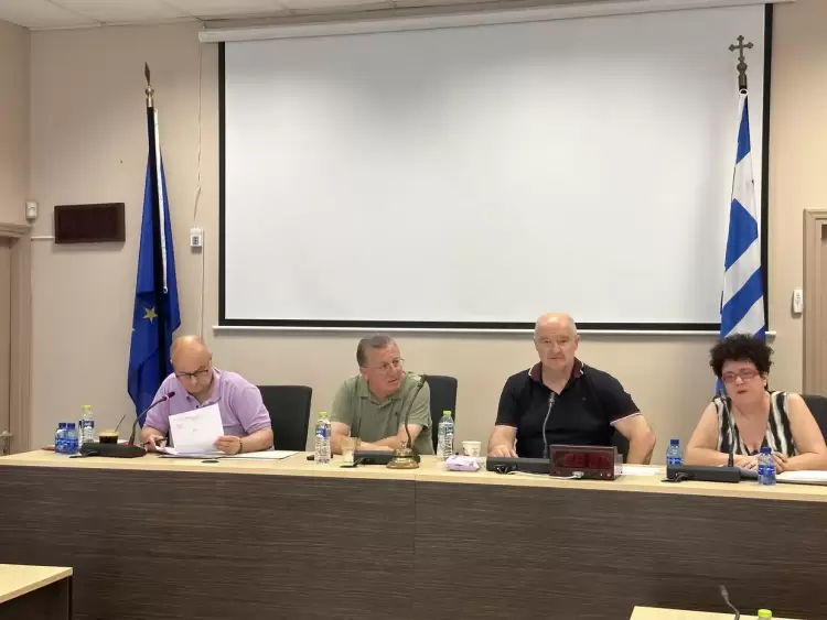 Δημοτικό Συμβούλιο Κατερίνης: Παρατάσεις Έργων, Απευθείας Αναθέσεις και καθορισμός τελών εμποροπανήγυρης στο επίκεντρο.