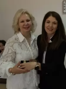 Εκδήλωση προς τιμήν της Διευθύντριας Γυμνασίου Μακρυγιάλου Ευαγγελίας Κανάλη