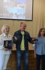 Εκδήλωση προς τιμήν της Διευθύντριας Γυμνασίου Μακρυγιάλου Ευαγγελίας Κανάλη