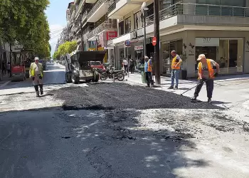 Εκτεταμένο πρόγραμμα ασφαλτοστρώσεων από τη ΔΕΥΑ Κατερίνης σε όλη την πόλη