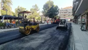 Εκτεταμένο πρόγραμμα ασφαλτοστρώσεων από τη ΔΕΥΑ Κατερίνης σε όλη την πόλη