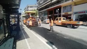 Εκτεταμένο πρόγραμμα ασφαλτοστρώσεων από τη ΔΕΥΑ Κατερίνης σε όλη την πόλη