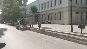 Εκτεταμένο πρόγραμμα ασφαλτοστρώσεων από τη ΔΕΥΑ Κατερίνης σε όλη την πόλη