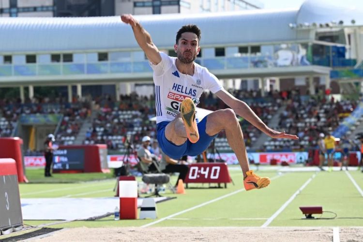 Ο φυσικός ηγέτης Μίλτος Τεντόγλου και οι επιστημονικές μελέτες που αποδεικνύουν τη θετική επιρροή του Ο φυσικός ηγέτης Μίλτος Τεντόγλου και οι επιστημονικές μελέτες που αποδεικνύουν τη θετική επιρροή του