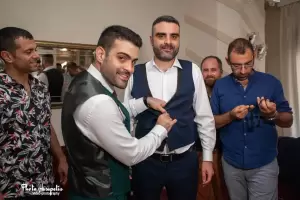 Ο γάμος του Κώστα και της Αφροδίτης και η βάπτιση του Γιώργου!