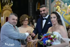 Ο γάμος του Κώστα και της Αφροδίτης και η βάπτιση του Γιώργου!