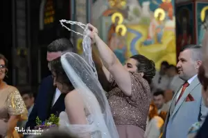 Ο γάμος του Κώστα και της Αφροδίτης και η βάπτιση του Γιώργου!