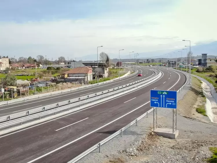 Κατερίνη: Κυκλοφοριακές ρυθμίσεις εργασίες διέλευσης και διασύνδεσης Φωτοβολταϊκών Πάρκων στις 16/6/2025