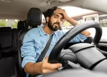 Κώδικας Οδικής Κυκλοφορίας: Αυτά τα χαρτιά πρέπει να έχουμε πάνω μας όταν οδηγούμε