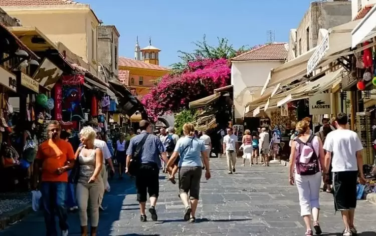 Η κρίση στη Μέση Ανατολή για οικονομία, τουρισμό και επιχειρήσεις 