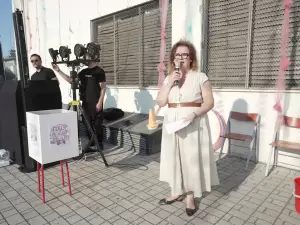 Μια αξέχαστη χορευτική γιορτή στο 19ο Δημοτικό Σχολείο Κατερίνης Μια αξέχαστη χορευτική γιορτή στο 19ο Δημοτικό Σχολείο Κατερίνης