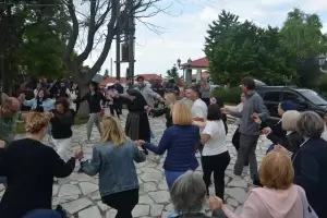 Μορφωτική Ένωση Καταφυγιωτών Κατερίνης – Η αναβίωση του εθίμου της Μαρούδας