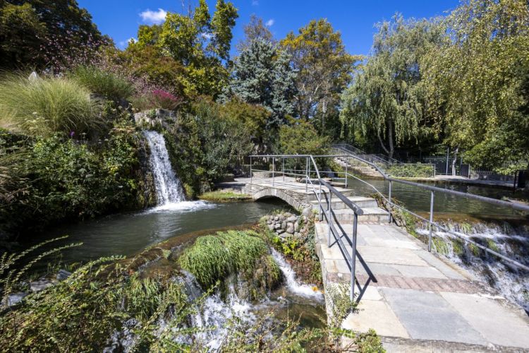 Οι φημισμένοι καταρράκτες της Έδεσσας Οι φημισμένοι καταρράκτες της Έδεσσας