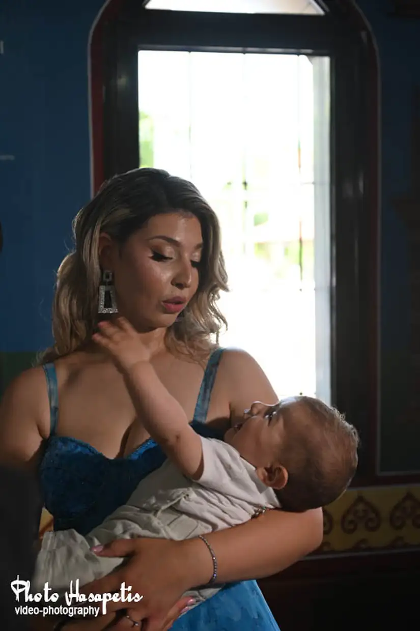 Η όμορφη βάπτιση του Χρήστου – Τάσο και Ελένη να σας ζήσει!