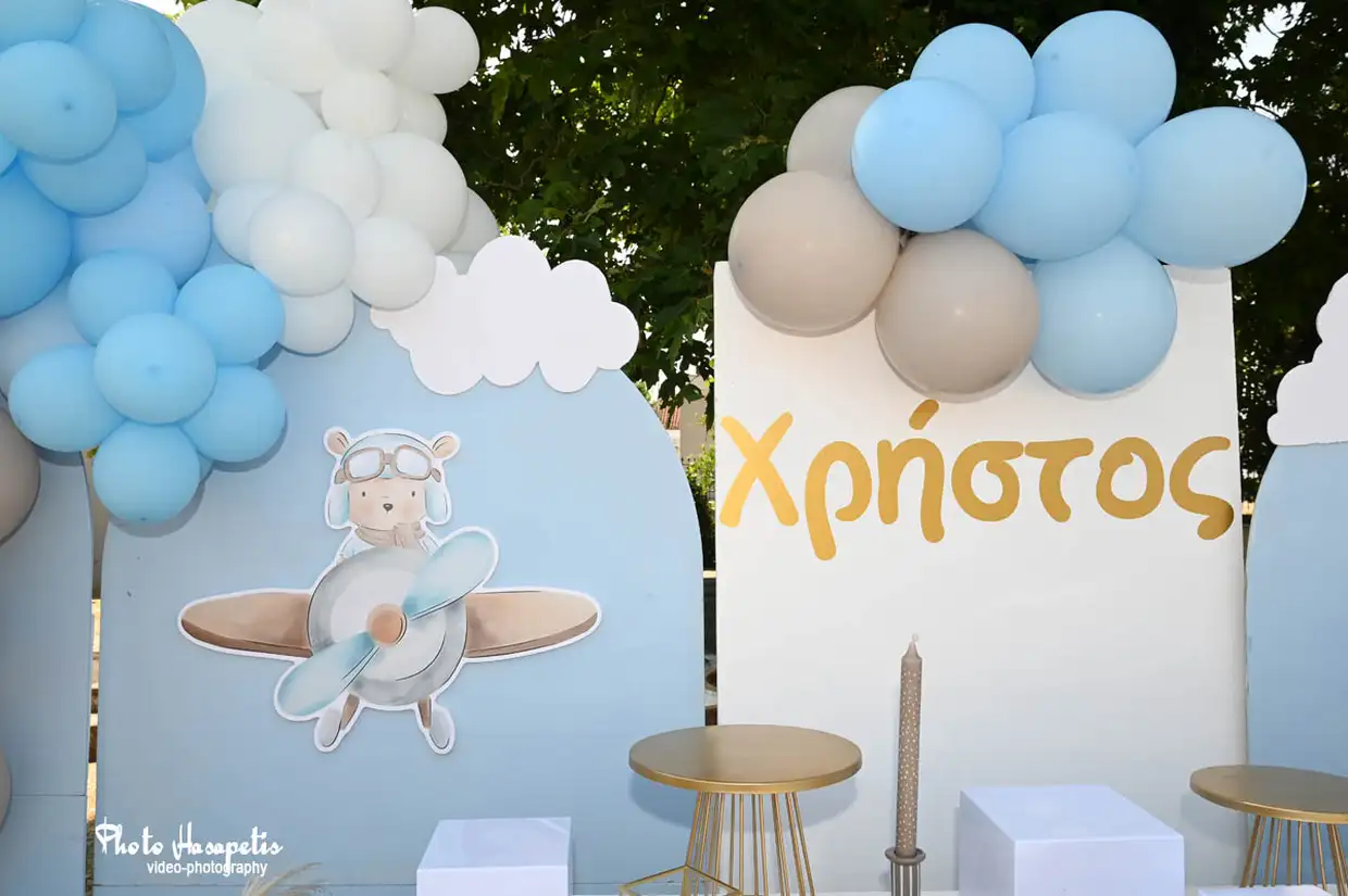 Η όμορφη βάπτιση του Χρήστου – Τάσο και Ελένη να σας ζήσει!