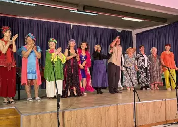 Όταν η τέχνη δεν έχει ηλικία: Χιούμορ & συγκίνηση στη θεατρική παράσταση του ΚΑΠΗ Κατερίνης