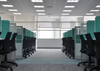 Που αυξήθηκε και πού μειώθηκε η απασχόληση