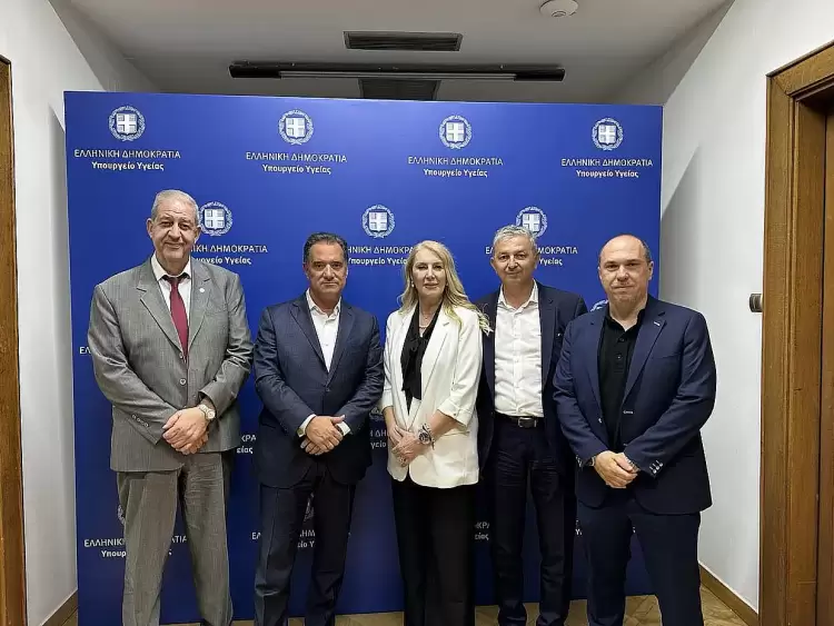 Συνάντηση φυσικοθεραπευτών με Άδωνι Γεωργιάδη Συνάντηση φυσικοθεραπευτών με Άδωνι Γεωργιάδη