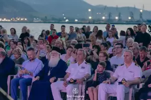 Συναυλία της Παιδικής Παραδοσιακής Χορωδίας και Ορχήστρας της Ιεράς Μητροπόλεως Κίτρους στην Παραλία του Βόλου