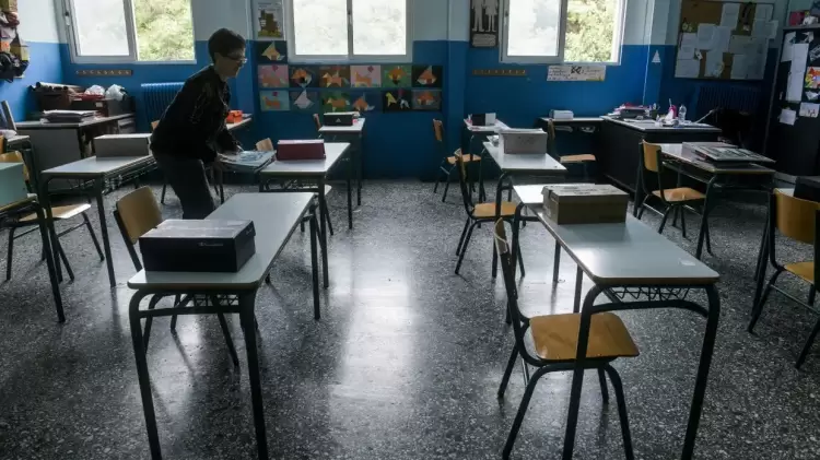 Τελειώνει αύριο η σχολική χρονιά σε νηπιαγωγεία και δημοτικά - Χρονοδιάγραμμα όλων των βαθμίδων εκπαίδευσης Τελειώνει αύριο η σχολική χρονιά σε νηπιαγωγεία και δημοτικά – Χρονοδιάγραμμα όλων των βαθμίδων εκπαίδευσης