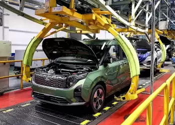 Η Ελλάδα χρειάζεται τώρα εργοστάσιο αυτοκινήτων