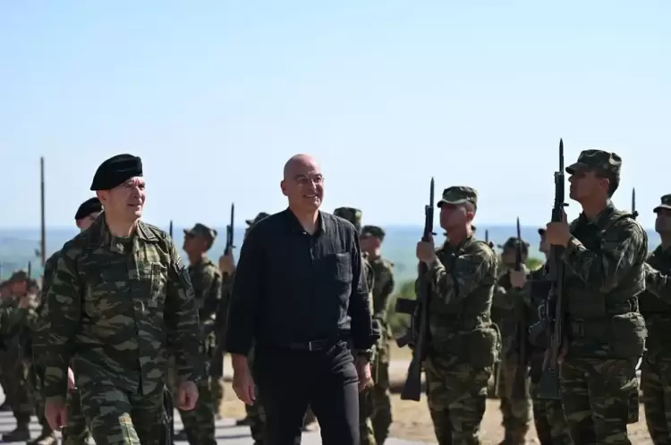 O Yπ. Εθνικής Άμυνας Ν. Δένδιας στο Λιτόχωρο